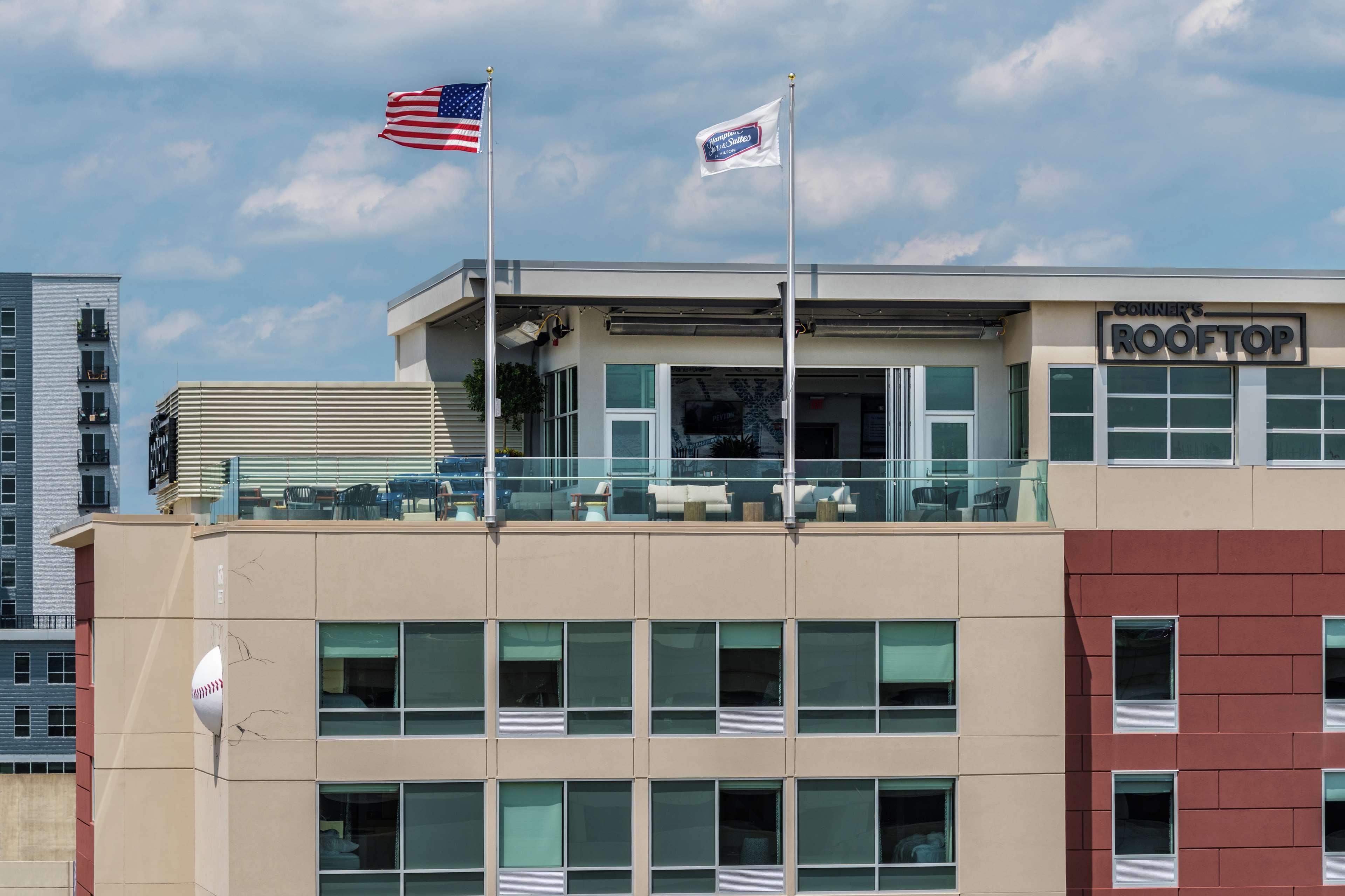 Hampton Inn & Suites Fort Wayne Downtown Экстерьер фото